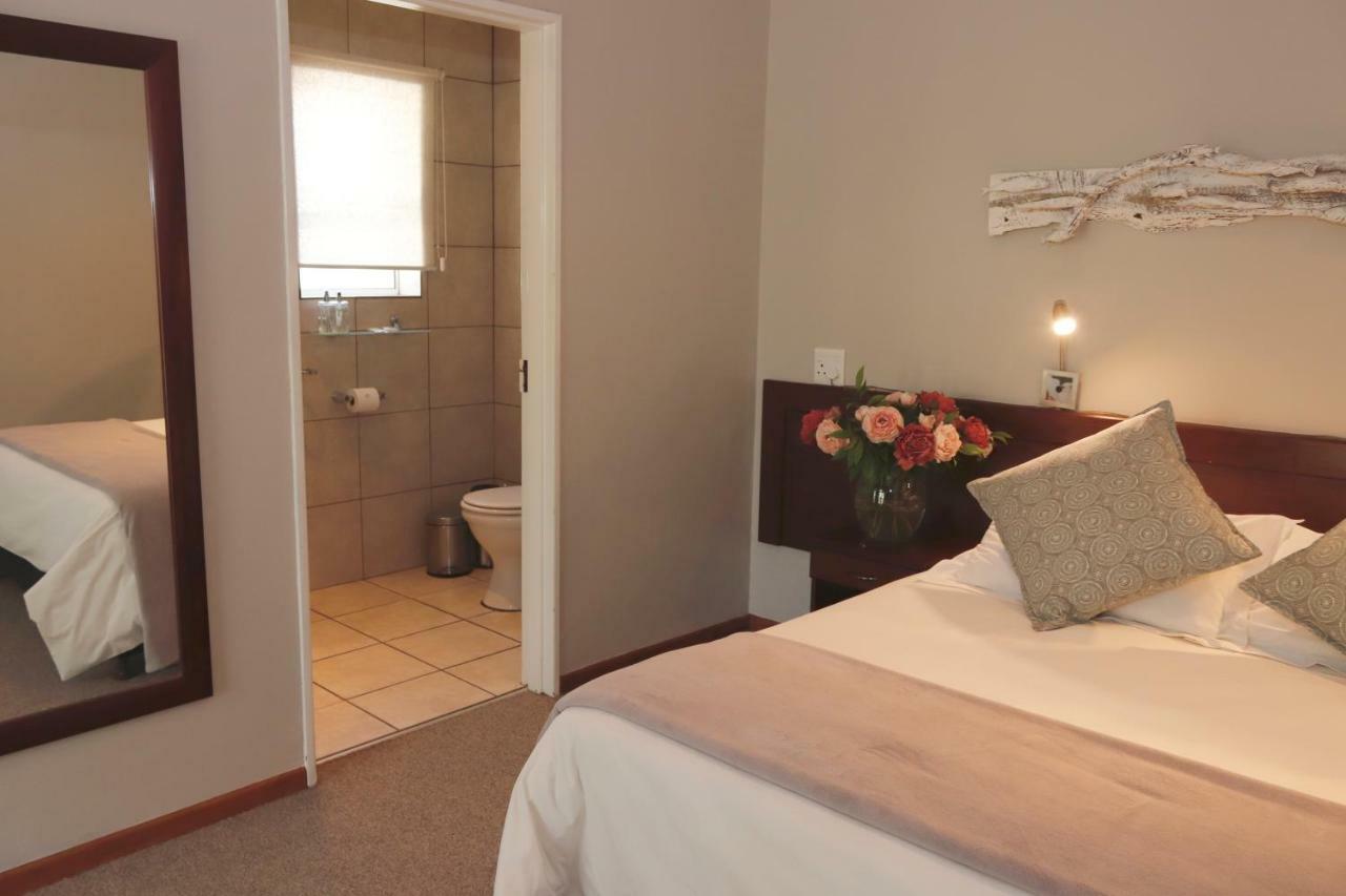 The Village Guesthouse Сирес Экстерьер фото